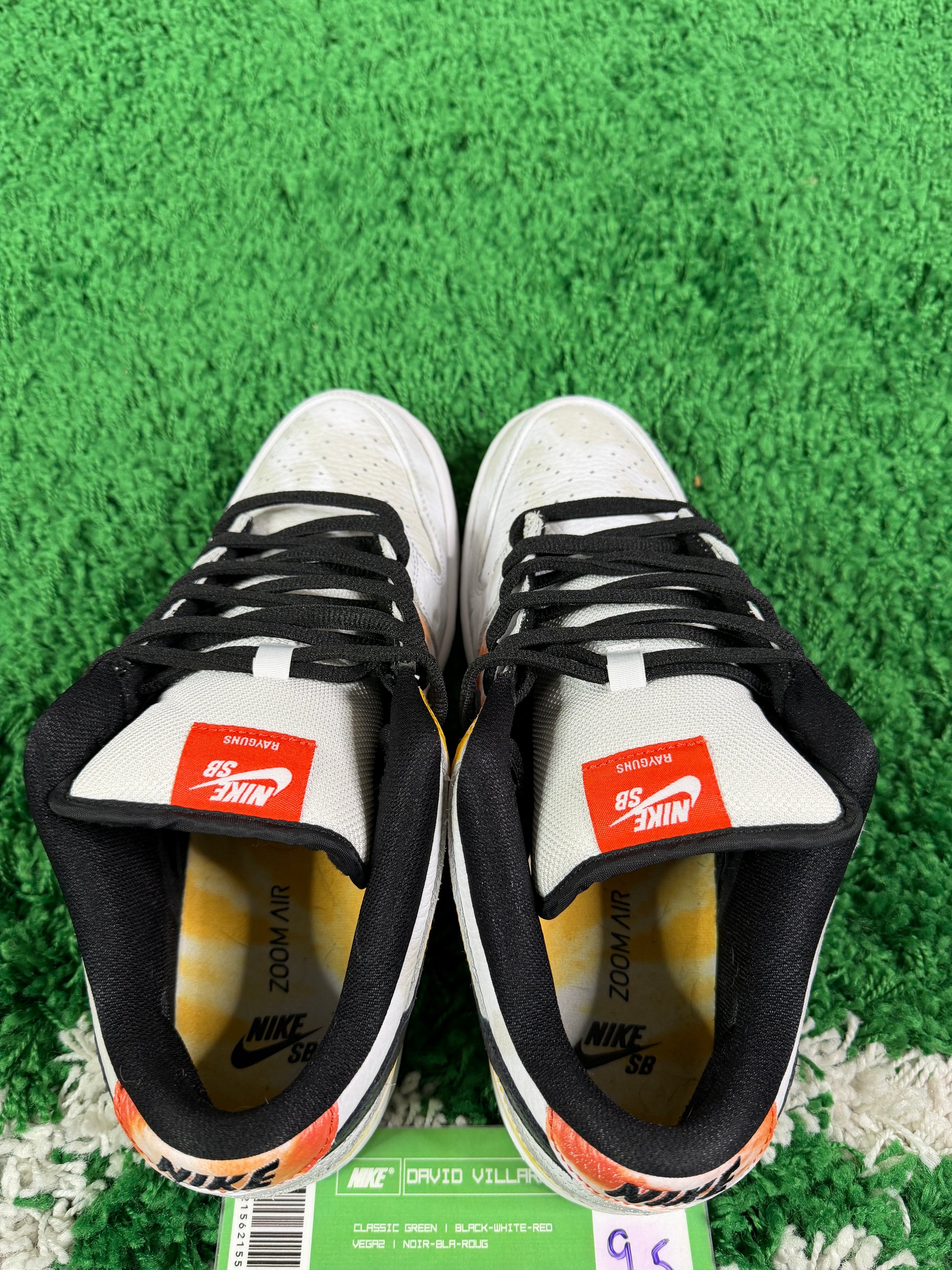 Nike Sb Tie Dye Ray Guns White - Size 9.5