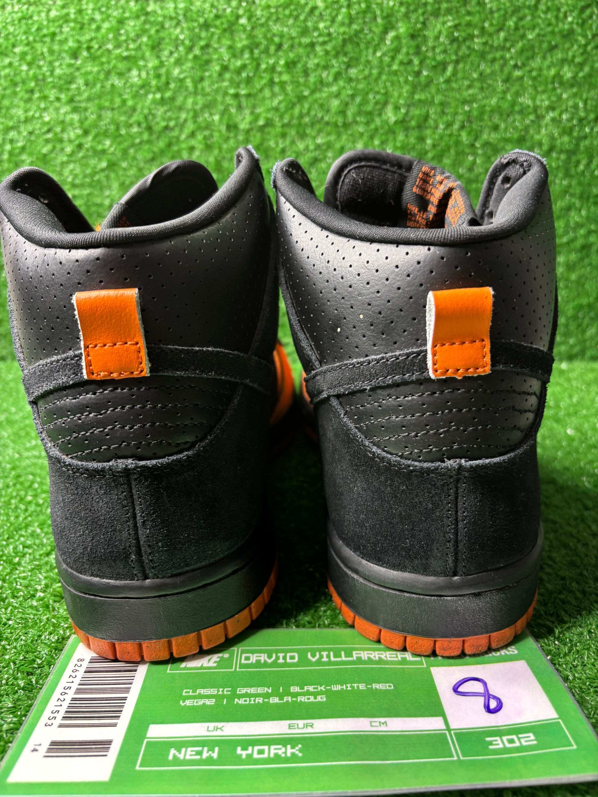 Nike Sb Black Solar Orange - Size 8