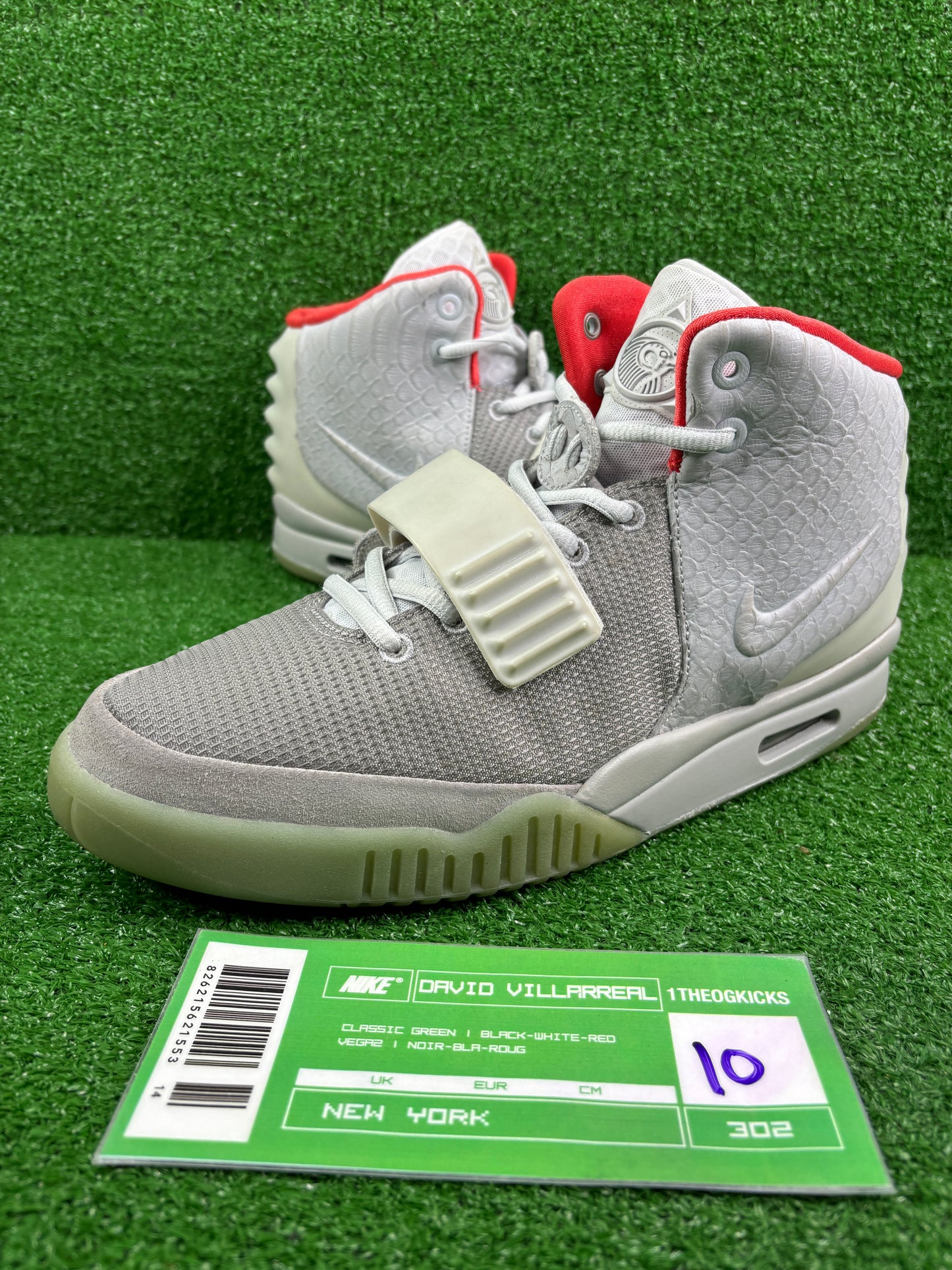 Nike Air Yeezy 2 Plat - Size 10