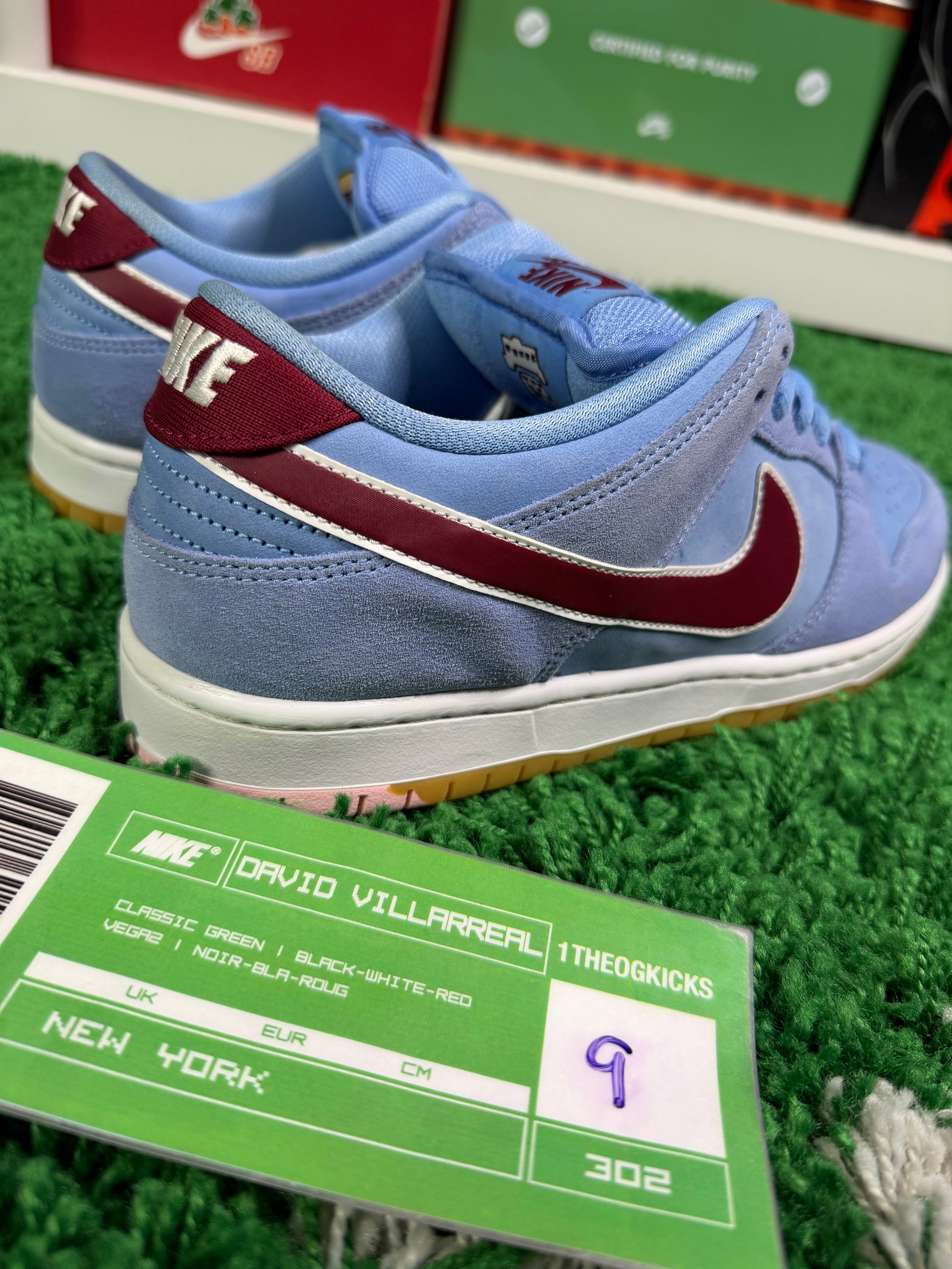 Nike Sb Phillies - Size 9