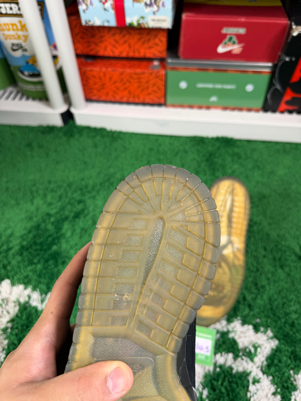 Nike Sb MF DOOM w/ Super 7 Figure - Size 10.5