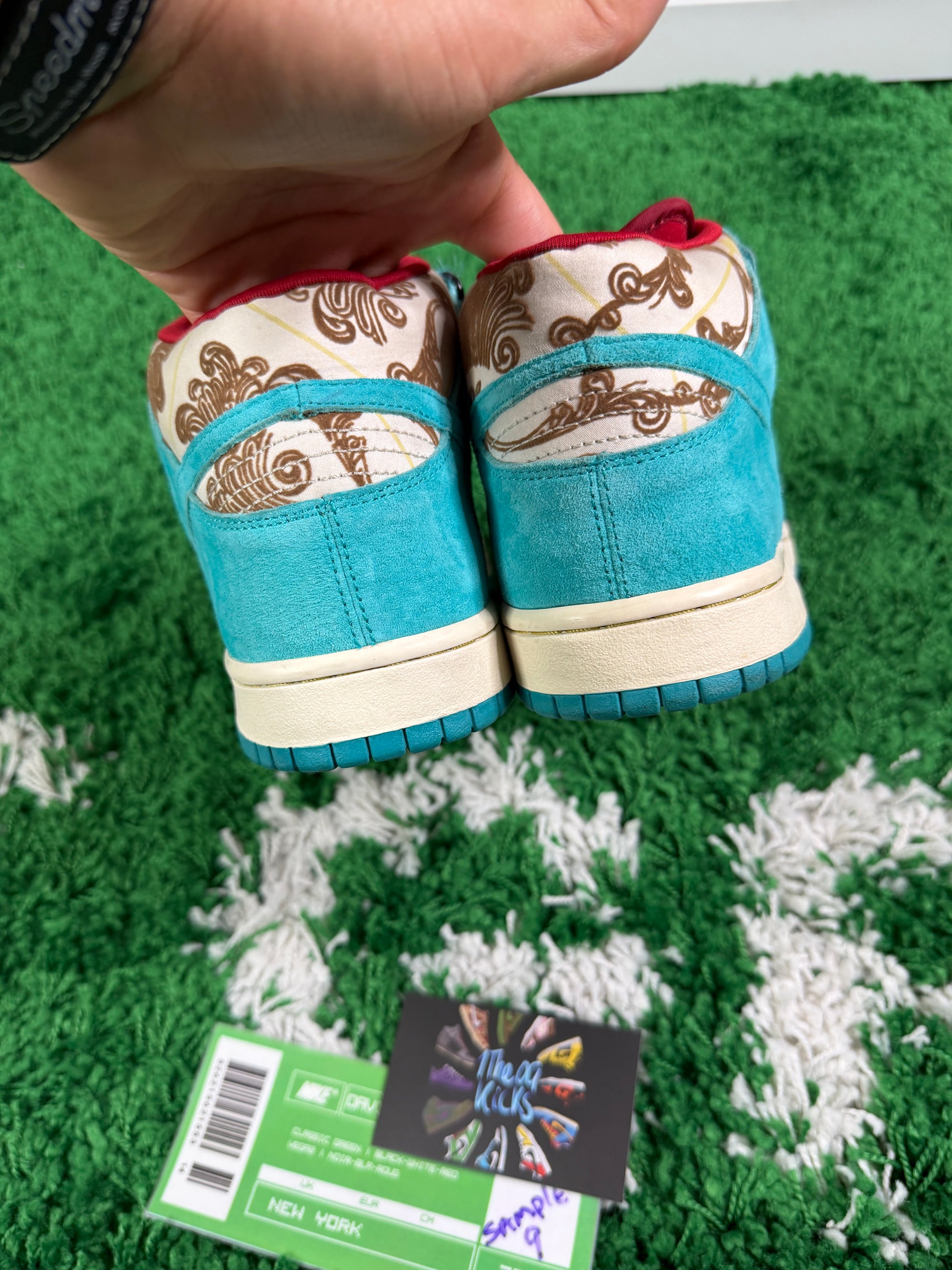 Nike Sb Peacock Sample - Size 9