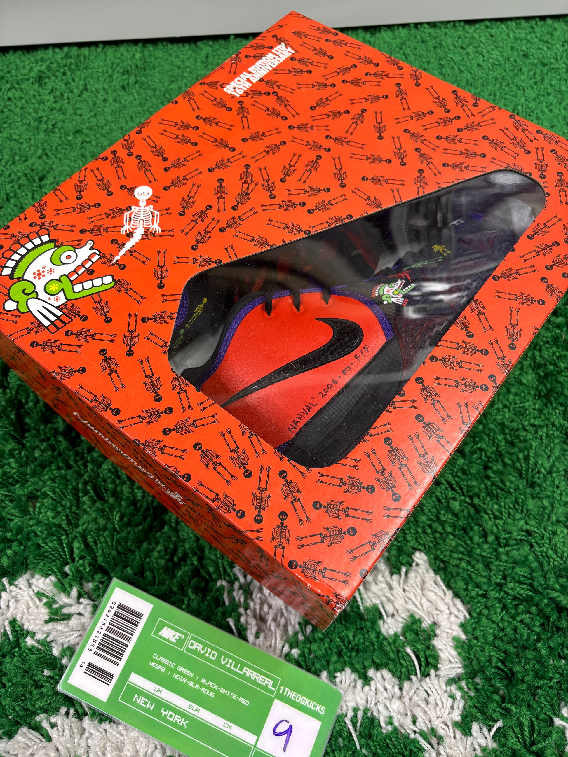 Nike Kyrie Day of the Dead Sample - Size 8.5