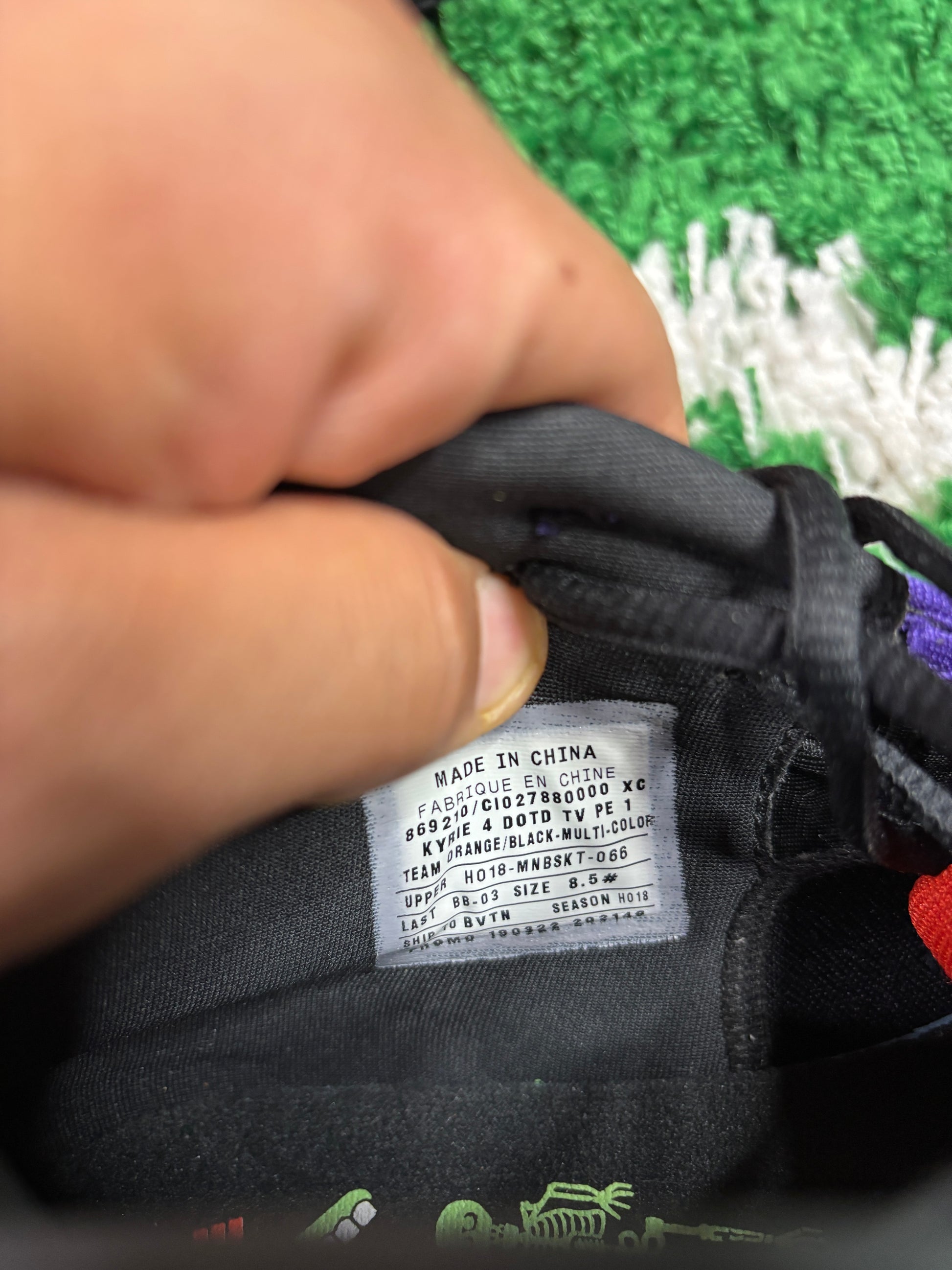 Nike Kyrie Day of the Dead Sample - Size 8.5