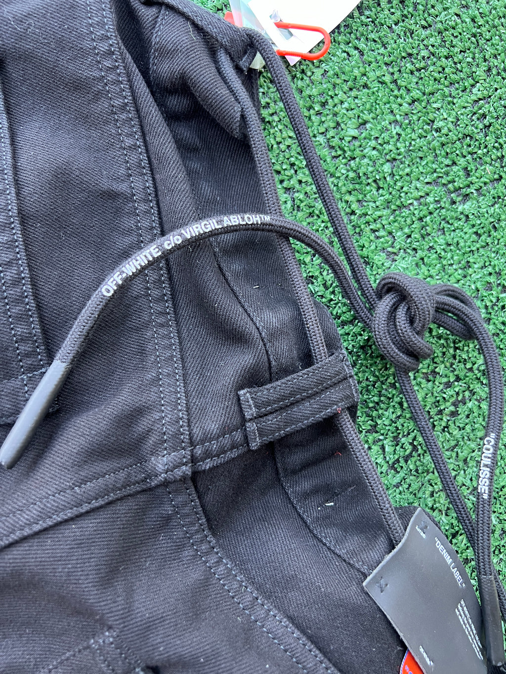 Off-White Black Slim Asymmetric Jeans - Size 31